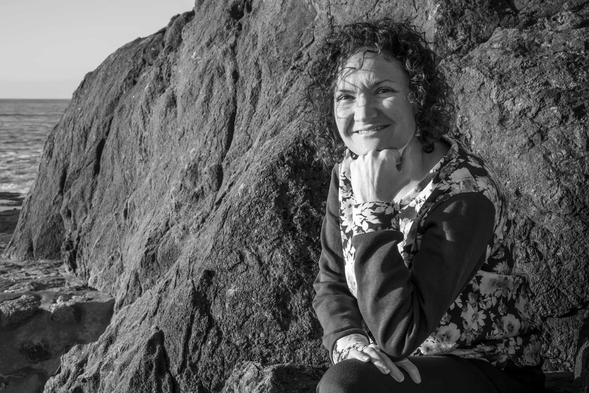 Bilan de compétences Emilie Coutant vous accompagne en noir et blanc